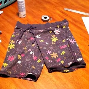 Flowered Design Woman Shorts